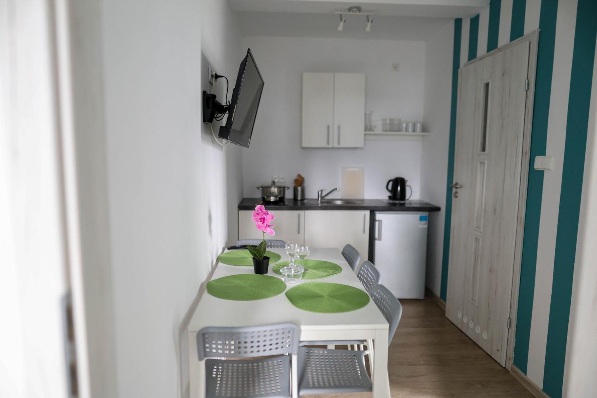 Apartamenty Poddabek- Basen Kryty, Sauna, Animacje Dla Dzieci , Malpi Gaj, Baseny Na Dachu Poddąbie Kültér fotó