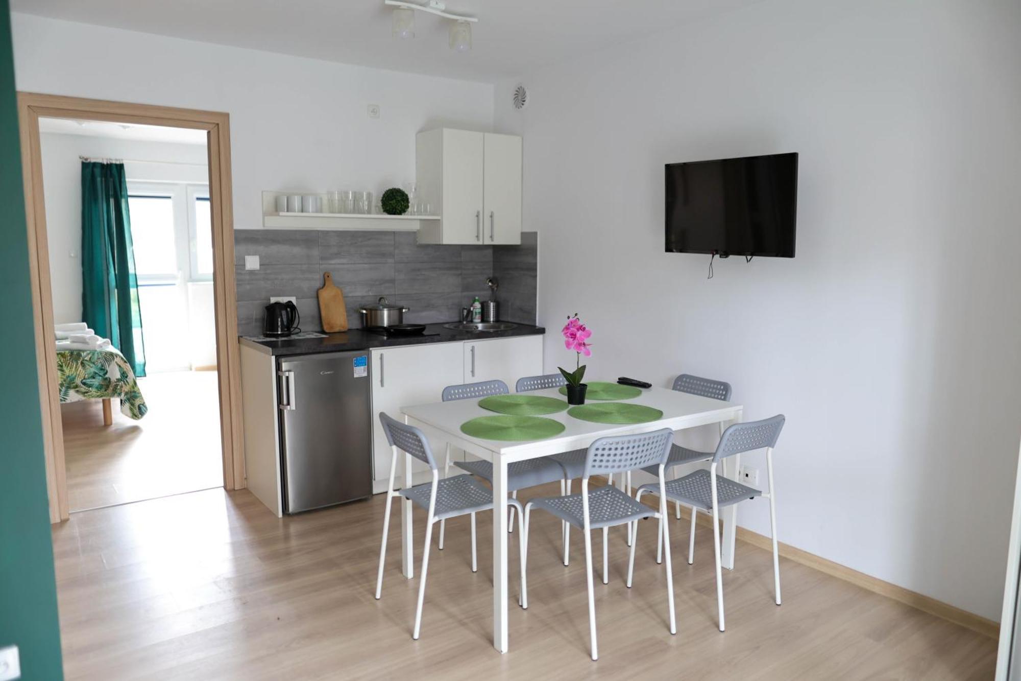 Apartamenty Poddabek- Basen Kryty, Sauna, Animacje Dla Dzieci , Malpi Gaj, Baseny Na Dachu Poddąbie Kültér fotó